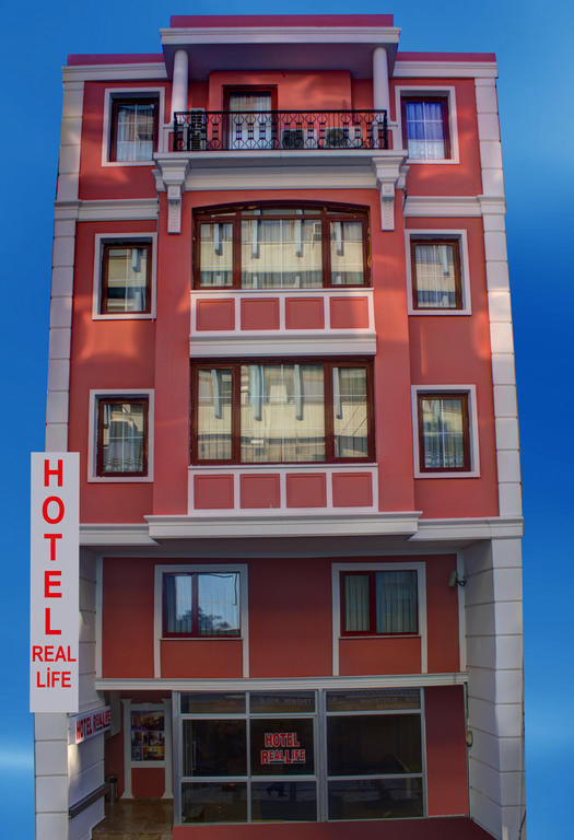 Hotel Real Life Istanboel Buitenkant foto